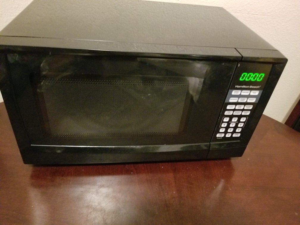 Hamilton Beach 900 w microwave