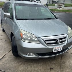 2005 Honda Odyssey