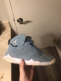 Jordan 7 pantone