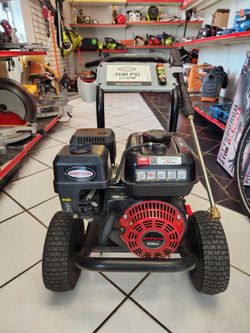 Simpson presure washer 3100psi 2.3 gpm