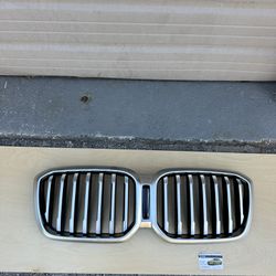 BMW X3 G01 OEM FRONT GRILLE 2022-2023-2024
