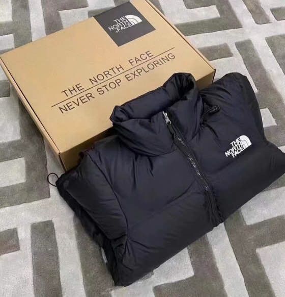 North Face Puffer Jacket (Medium) Black