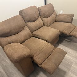 COUCH , Brown Recliner Couch 