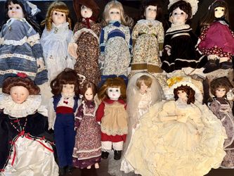 Vintage Victorian Porcelain Doll Collection – 14 Dolls (Display / Collectors)