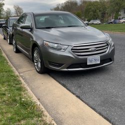 Ford Taurus Limited 2013