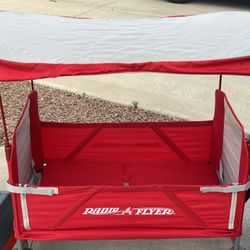 Radio Flyer Foldable Wagon