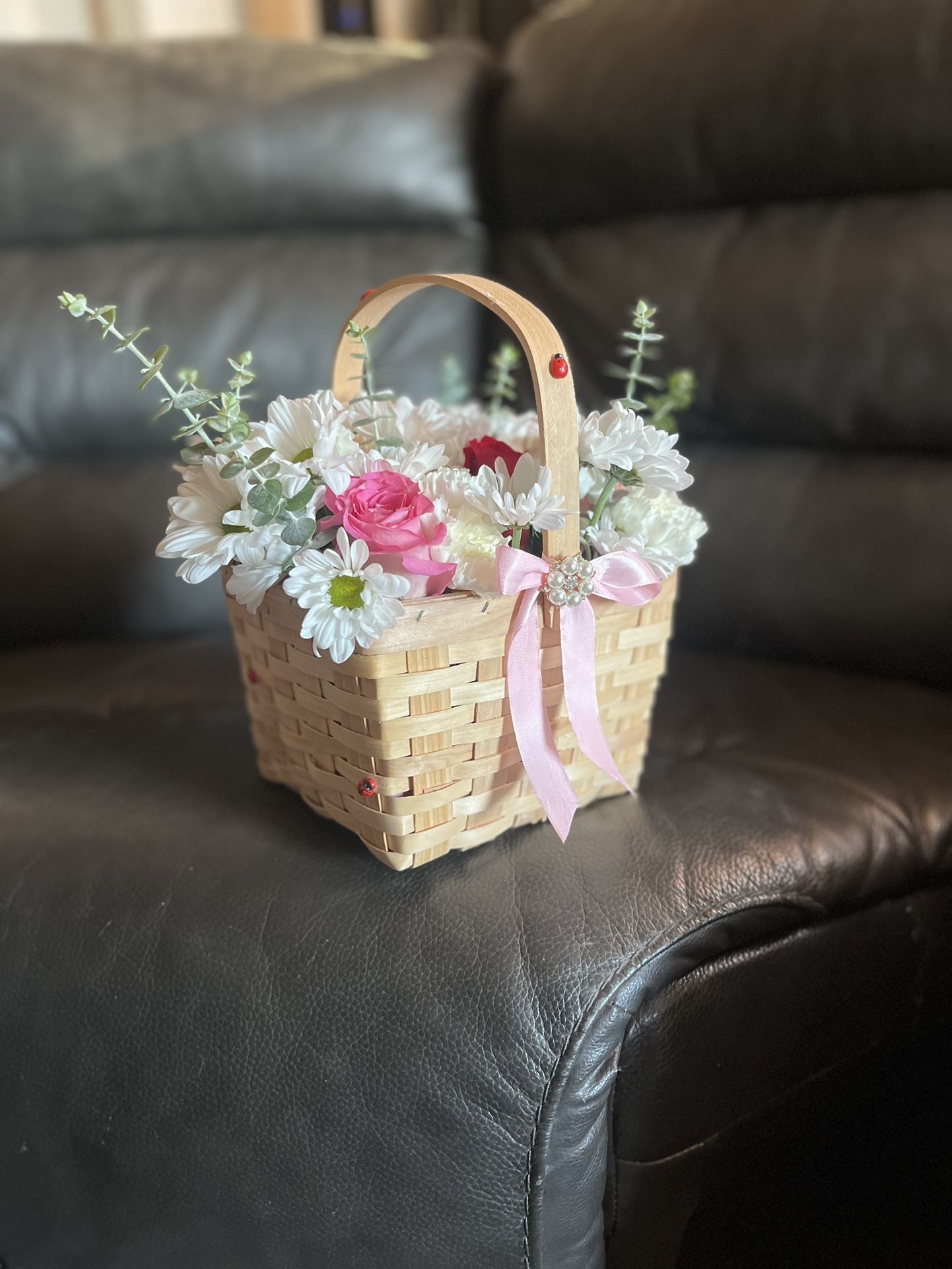 Flower Basket Available For 35$ Medium Size