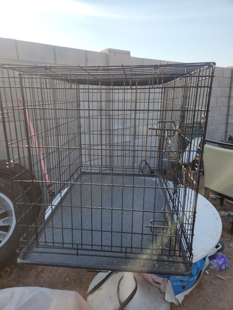 Large Dog Kennel 