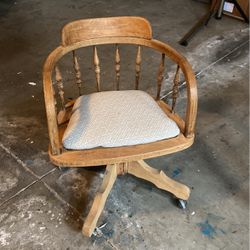 Free Wooden Chair 
