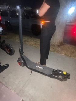 Electric scooter