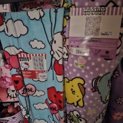Hello Kitty Blanket Bundle
