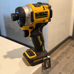 Dewalt XR impact driver
