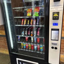AMB350 Combo Snacks Vending Machine With Credit Card Reader 