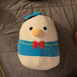 Donald Duck Squishmallow