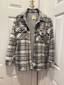 Woman’s/juniors Flannel lined jacket