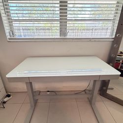 Adjustable Height Computer Desk – Touch Control (White)