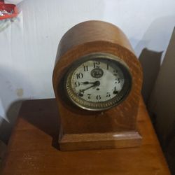 Antique Clock 1909 Seth Thomas 'Progress' Shelf Alarm