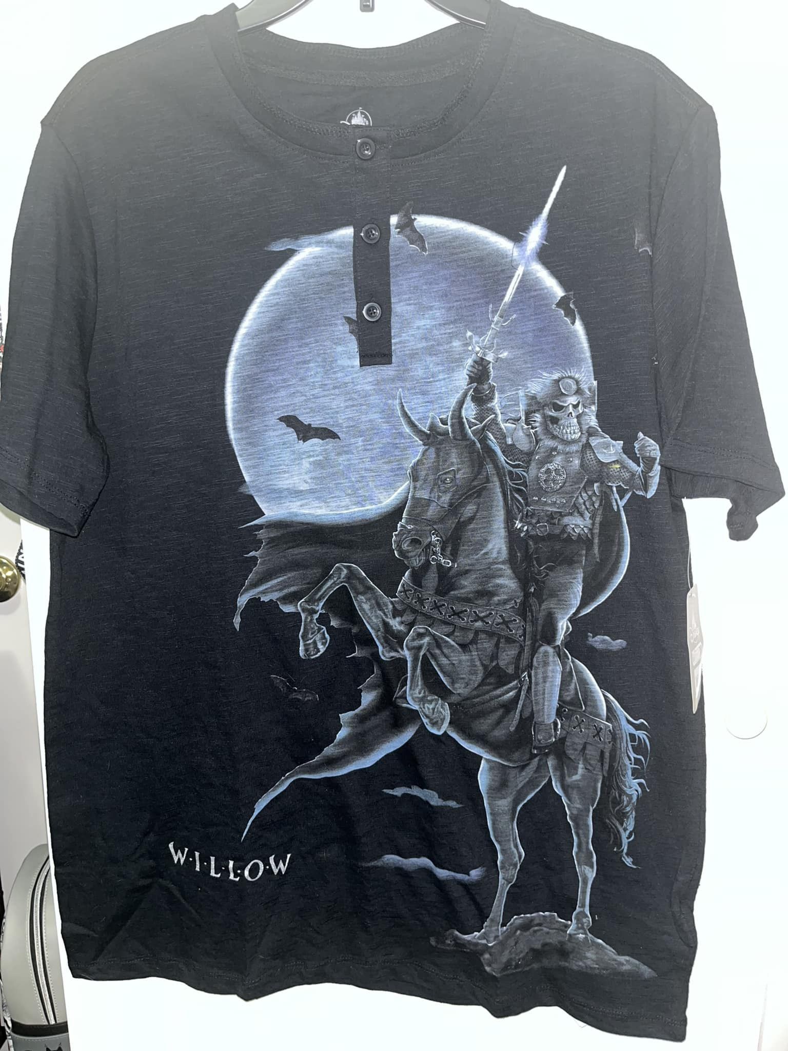 DISNEY PARKS D23 Exclusive WILLOW Button Shirt size LARGE (NWT)