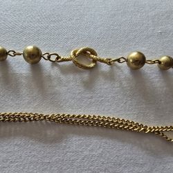 Gold Tone Necklace