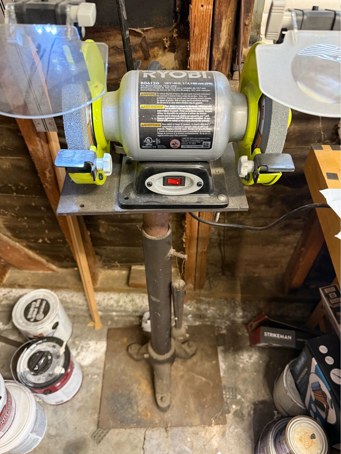 Grinder with a heavy duty stand