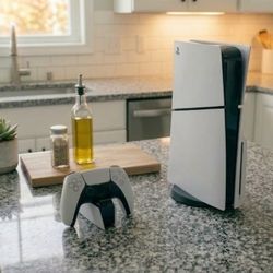 PlayStation 5 Disc Version In Excellent Condition