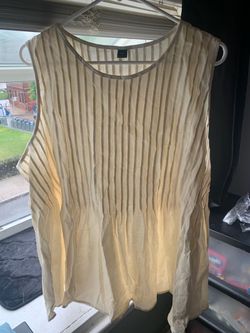 Woman top