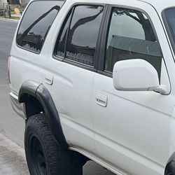 1(contact info removed) 1(contact info removed) 2000 2001 2002 Toyota 4Runner fender flare oem