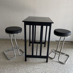 Compact High Top Table With Two Stools 