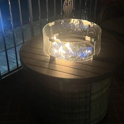 Outdoor Patio / Balcony Fire Pit Table – BRAND NEW