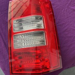 jeep patriot Right sides tail light 