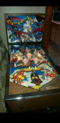Flying Aces Pinball Machine