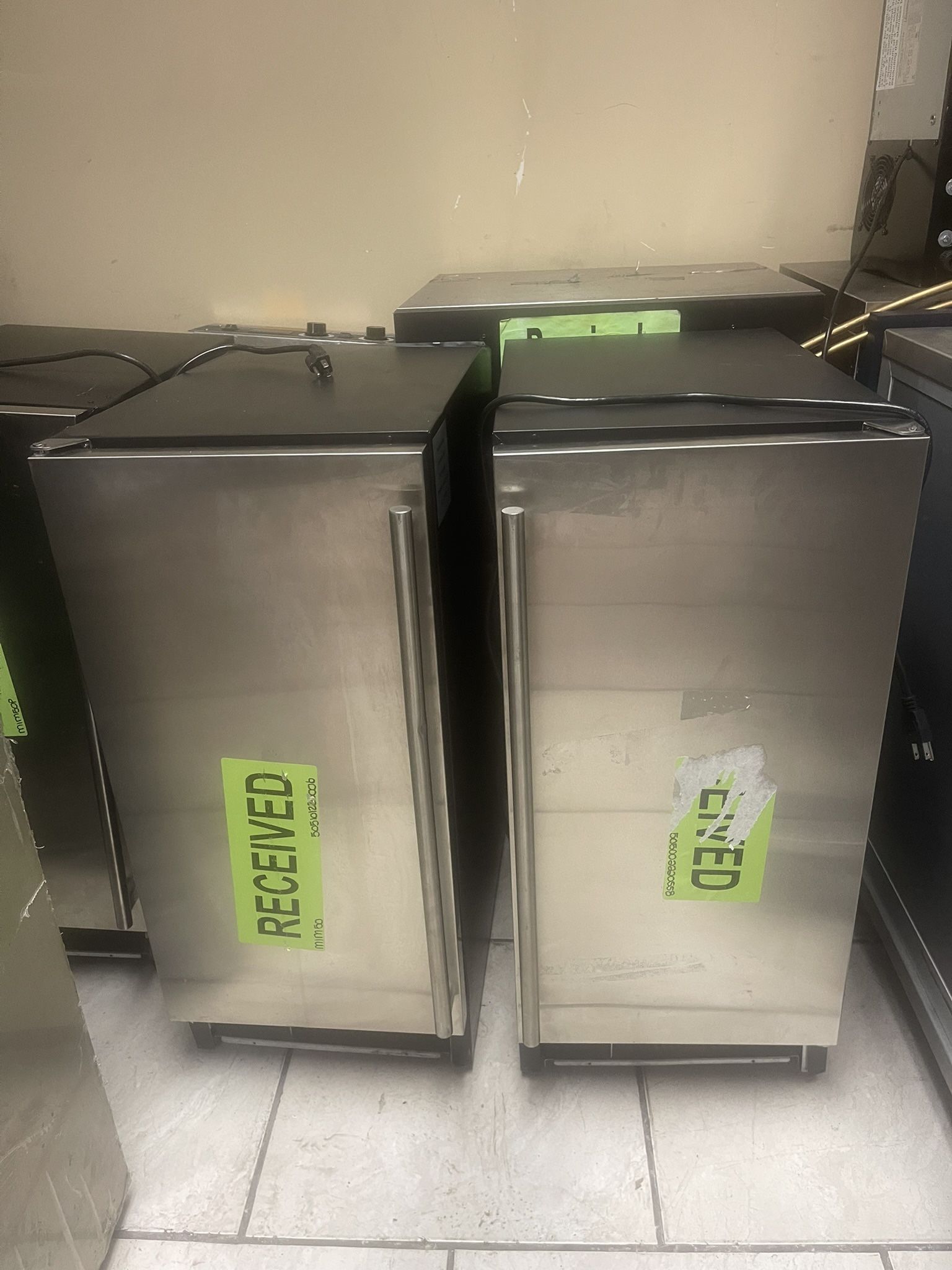 Ice Makers 50 Pounds Stainless Steel