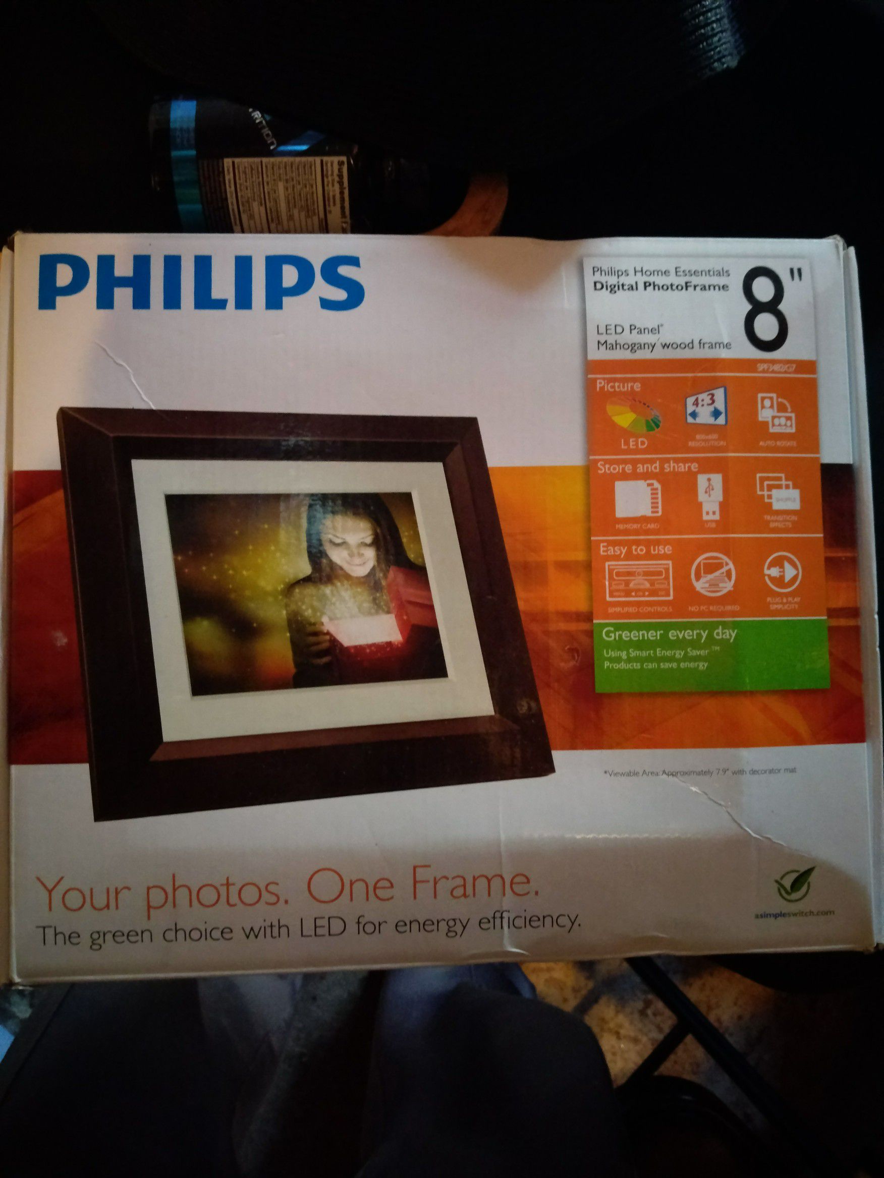 Phillips digital picture frame
