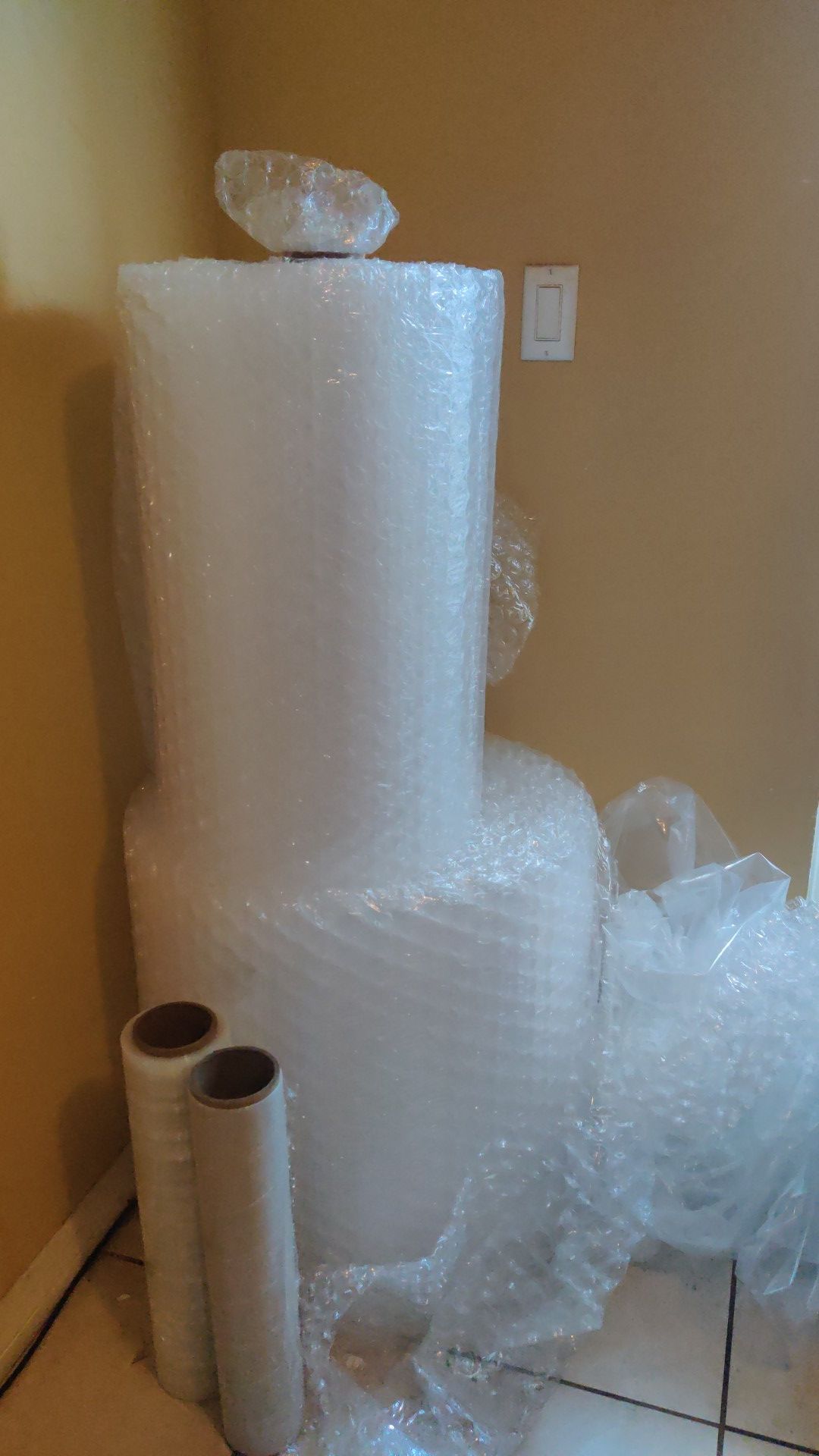 Bubble and Plastic Wrap 4Shipping