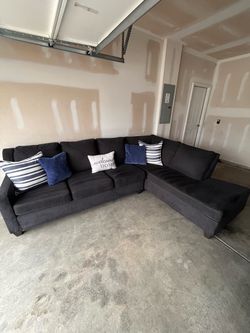 L-shaped gray sectional