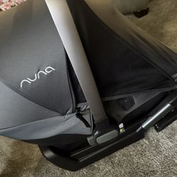 Nuna Car seat
