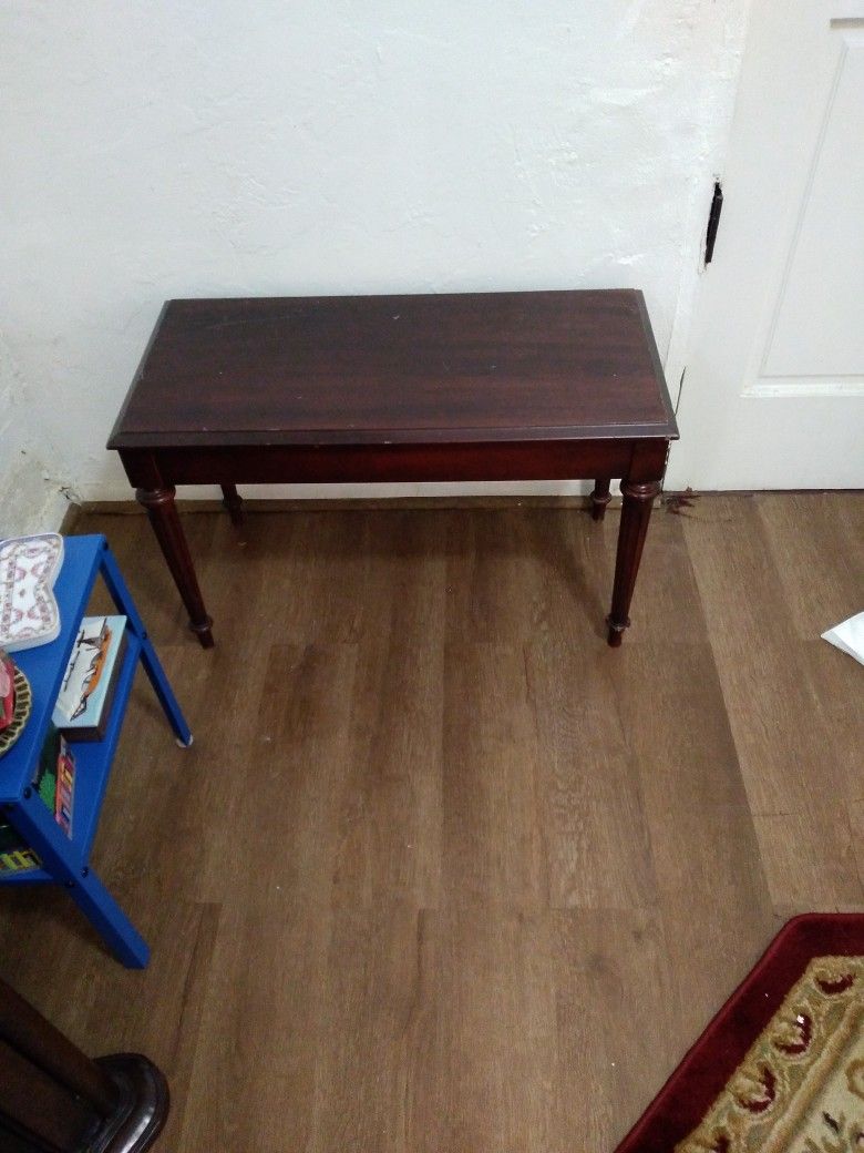Piano Bench With Lid Compartment