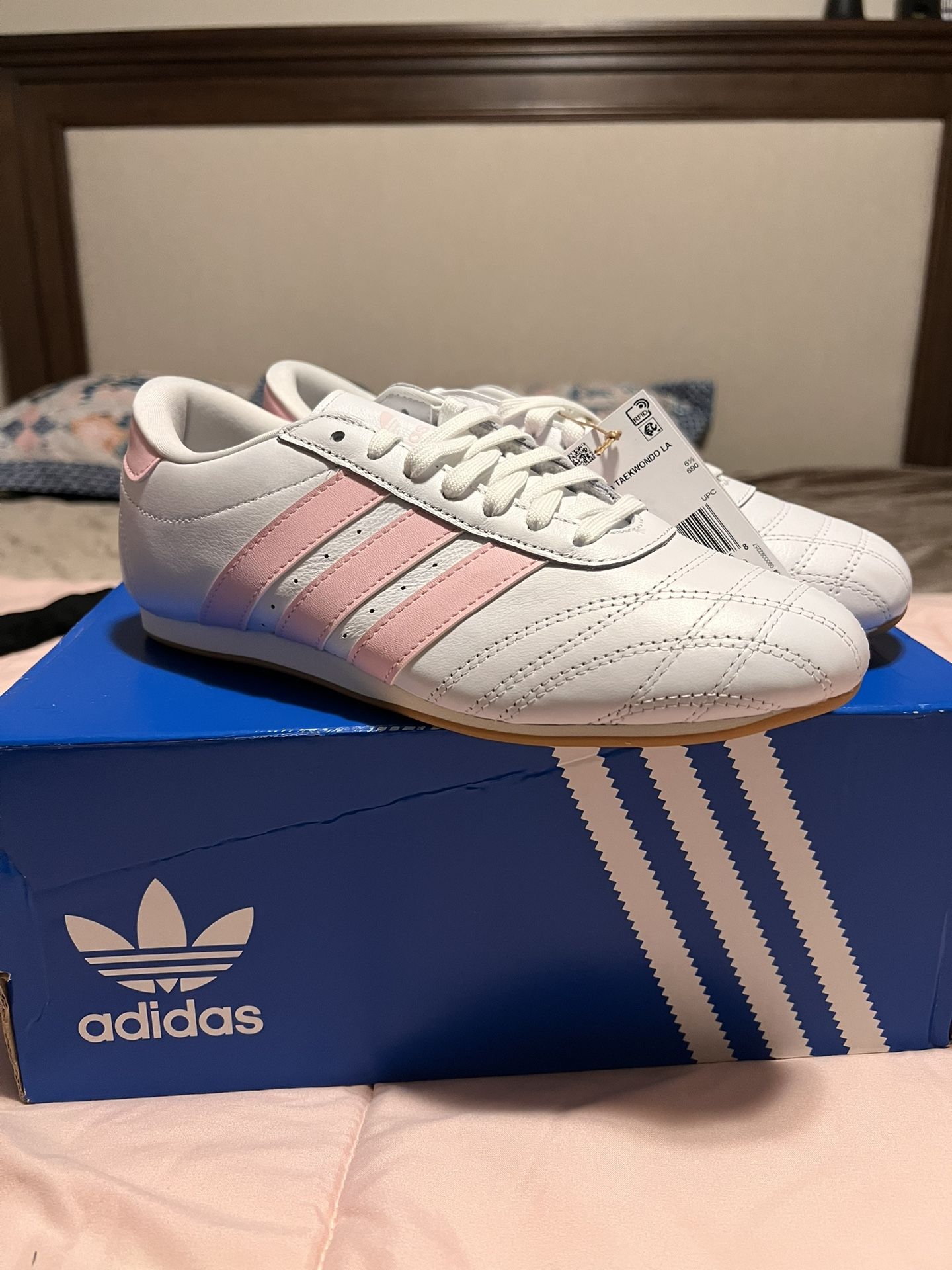 Brand New Women’s Size 8 Adidas shoes