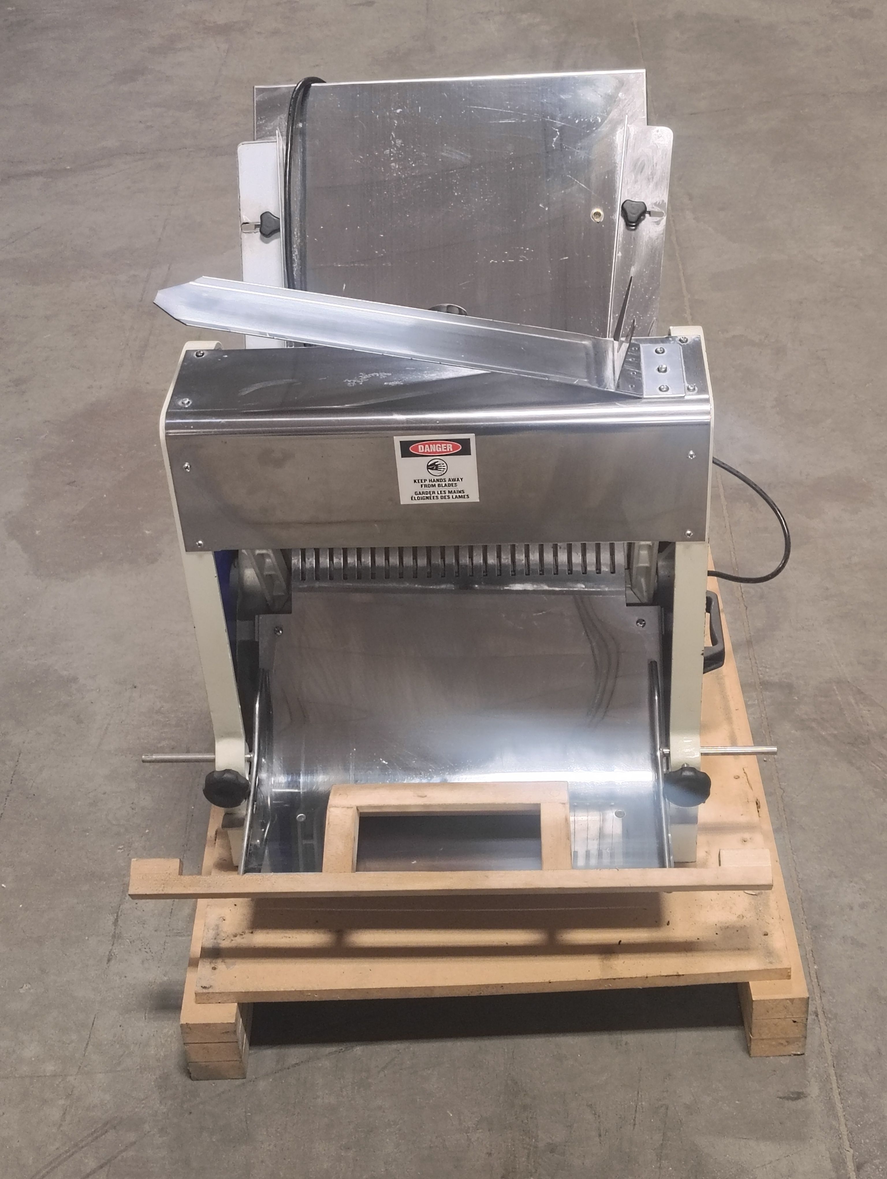 Doyon Bread Slicer (used) Slice Slice Slice...