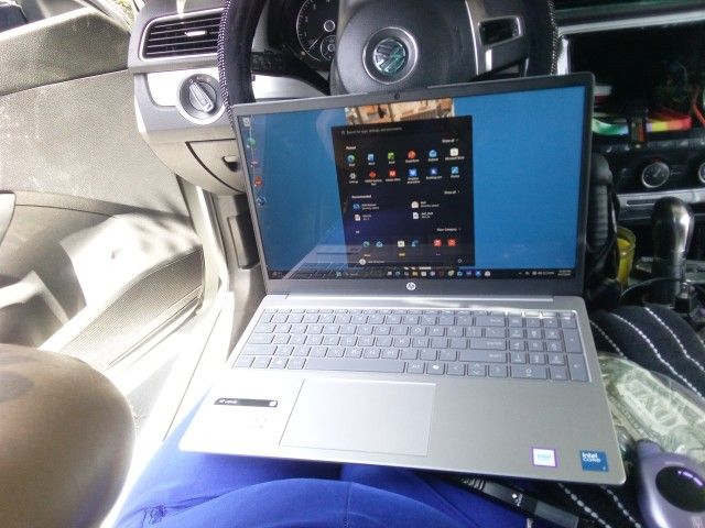 In Core 7 Intel HP Laptop