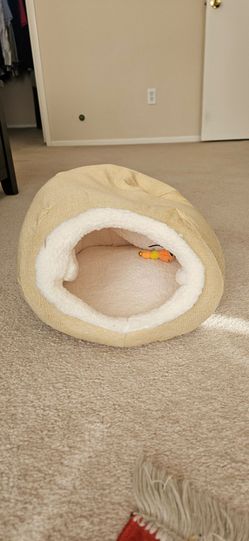 Cat bed
