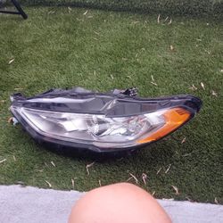 2017 2018 2019 Ford Fusion Headlight halogen Right RH Passenger LED DRL OEM 


