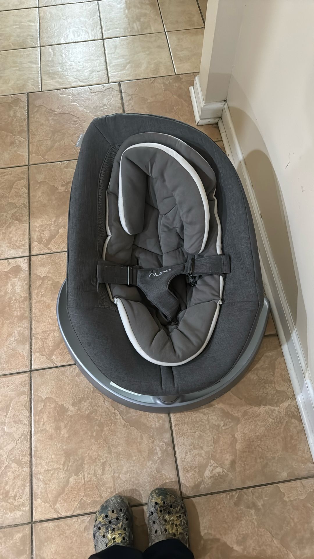 Brand New LEAF GROW GRANITE - INFANT & YOUTH SEAT AND SWING BY NUNA