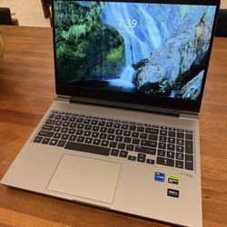 Laptop HP Omen 16 i7 14Th 32Gb 1Tb RTX 4070