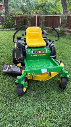 John Deree Z240 | 23Hp zero Riding lawnmower / Spartang/Gravely Honda can am defender mule pro xp4