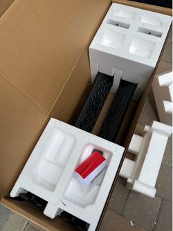 Chevy Colorado front assist steps