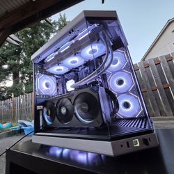 CUSTOM 4K Gaming PC (RTX 5090+X3D)