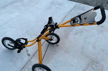 MINT new Sun mountain speed Cart -3 wheel golf Push cart w good inflatable tires & aluminum spoke wheels