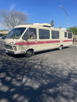 1985 Winnebago Motorhome
