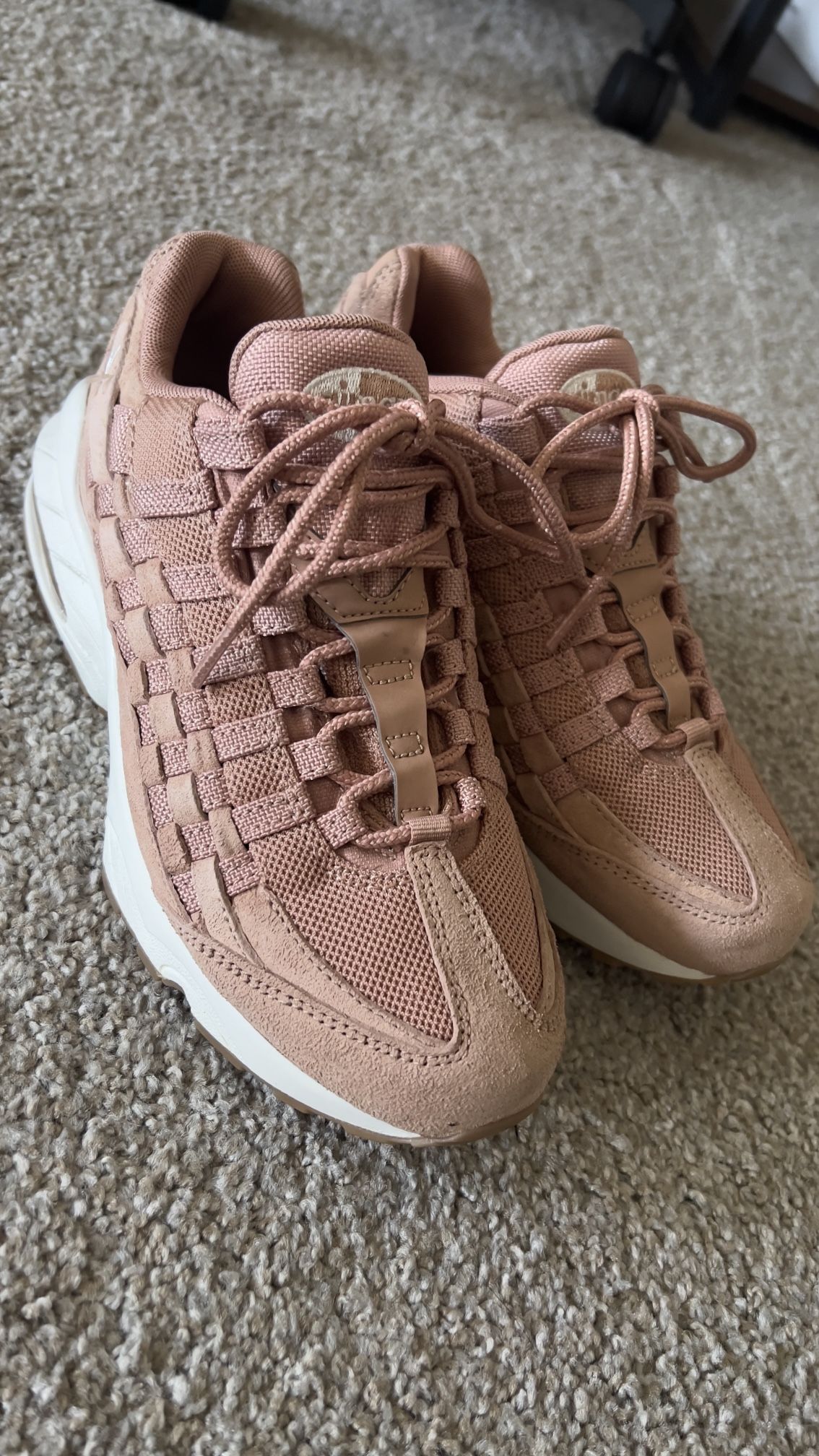 Nike Air Max 95 Woven “Particle Pink” (GS) 🩷